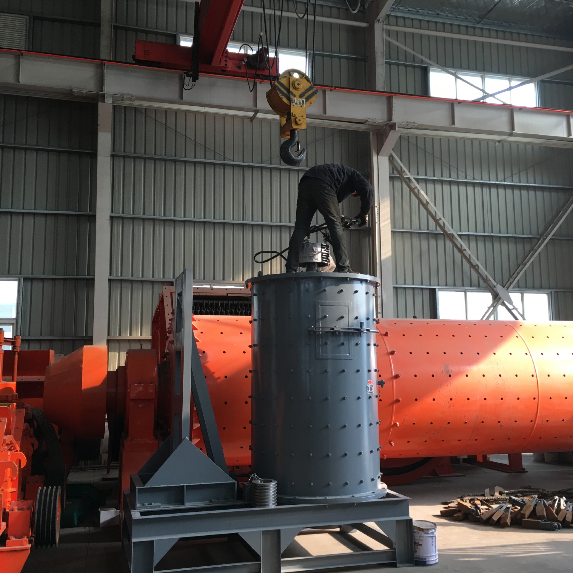 一鼎复合式破碎机 破碎制砂机 1250鹅卵石制沙机 花岗石破碎机