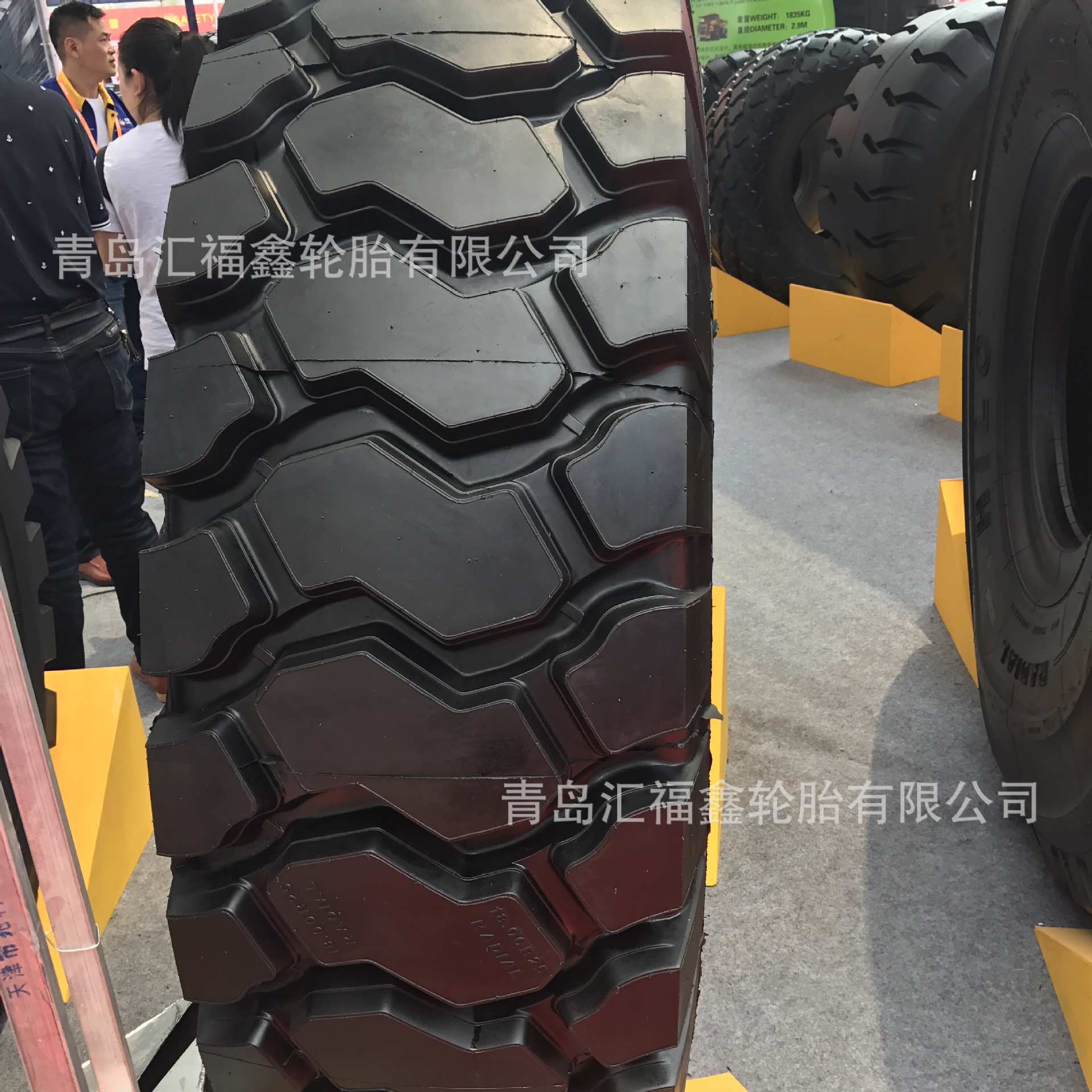 供应工程轮胎1800R25 矿山车轮胎18.00R25 接受出口订单
