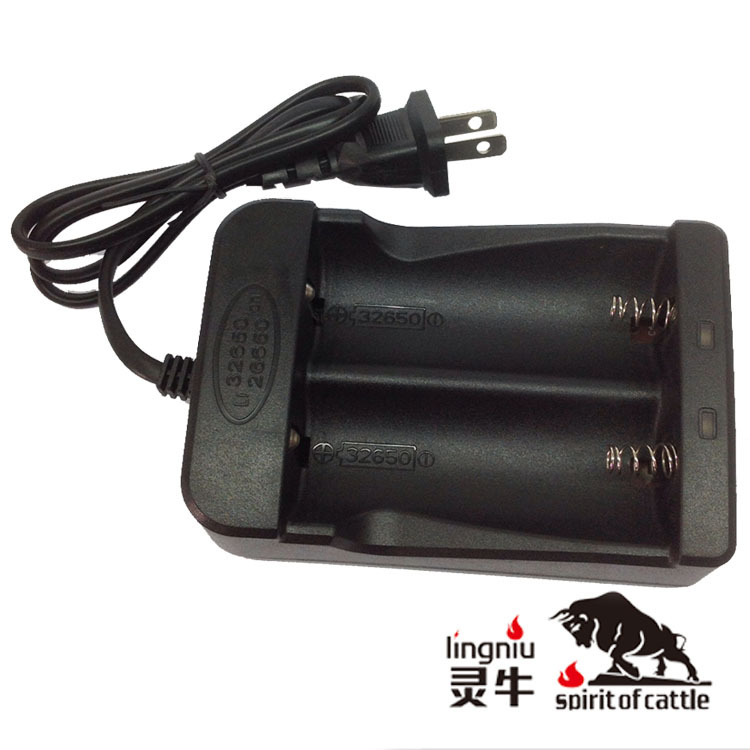 32650美规双槽充电器 CE认证 26650 18650充电器 厂家直供