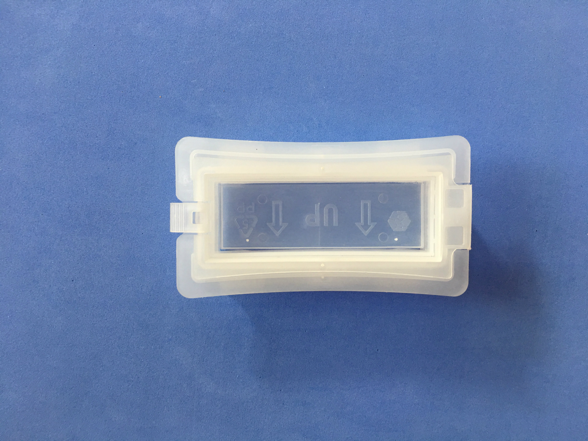 厂家直供彩盒纸箱扣环纸箱塑料手扣塑胶提手扣标准纸箱提手扣环保