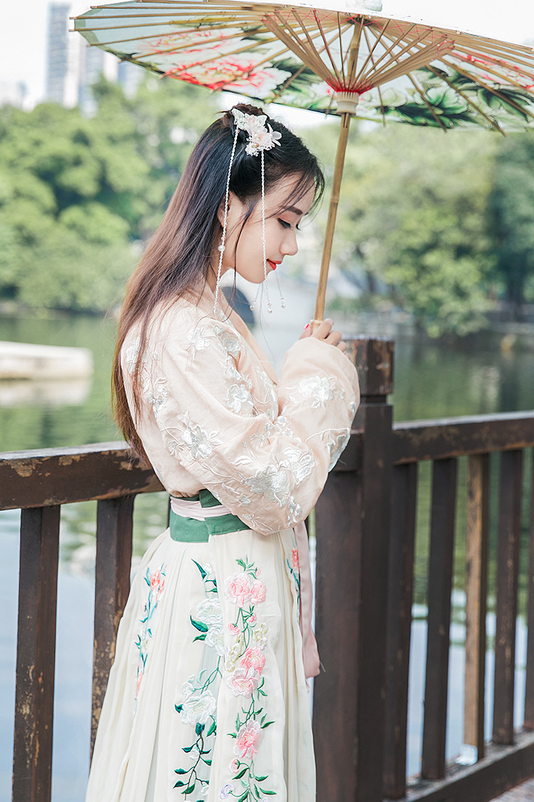 Costume femme PAVILLON YIMENG en Soie brillante - Ref 3333843 Image 25