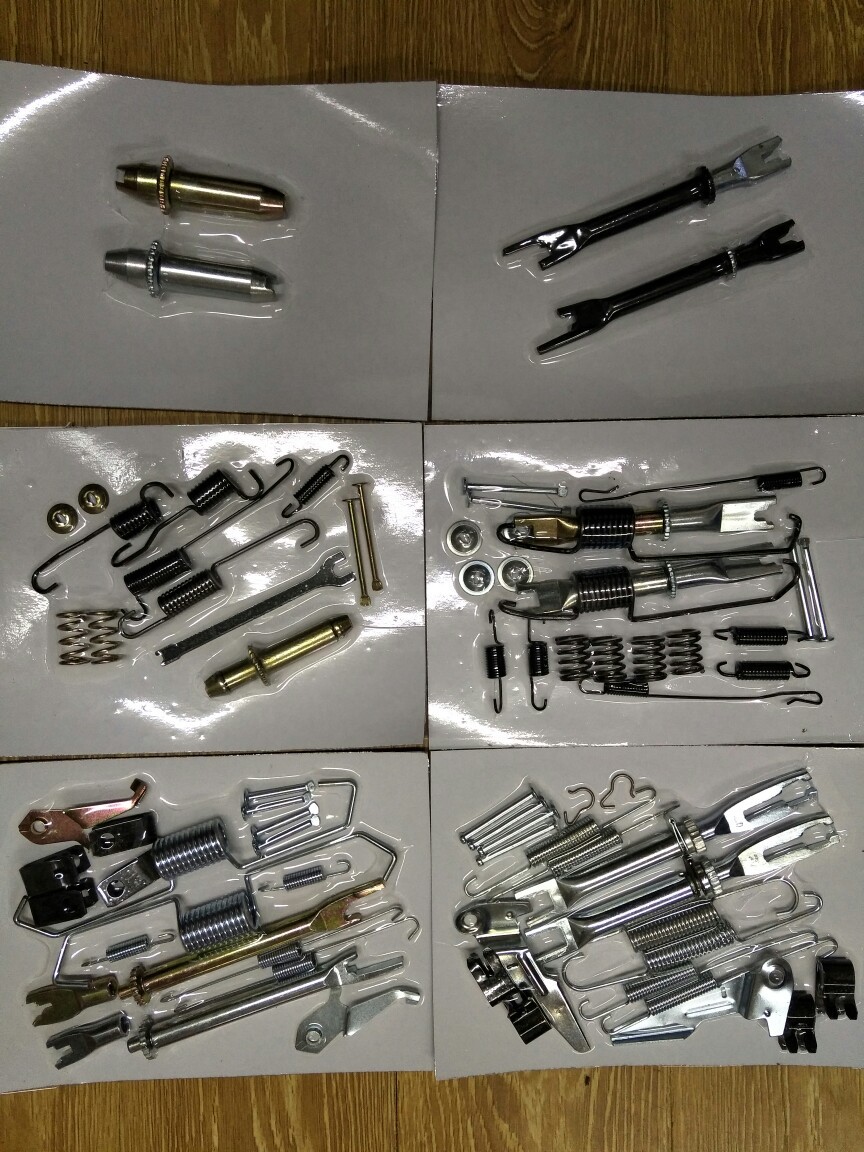 Suministro de accesorios de la motocicleta ajustador de cadena kg tirón trasero CG125YB100RS150