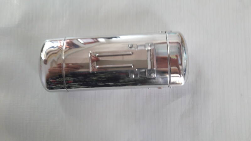 Factory direct high-grade environmental protection aluminum hand glasses box with clip light and convenient