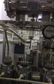 金属桶;化工实验设备;灌装机械