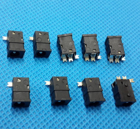 DC-00450 DC电源插座3脚贴片带定位环保耐温Φ1.3内针