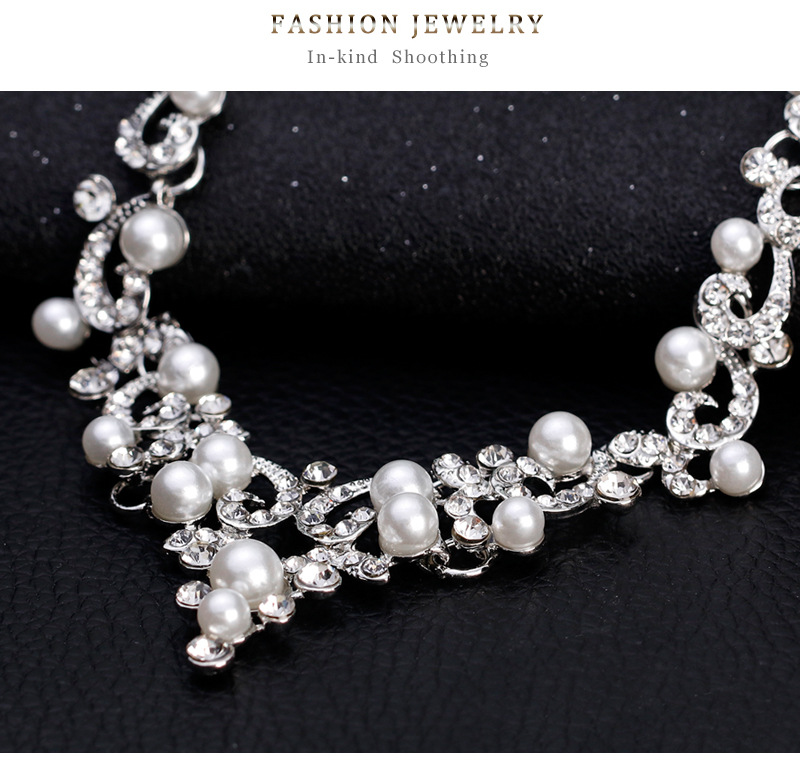 Hot selling bride decoration set, fashionable and versatile diamond inlaid pearl necklace goods_voghion.com