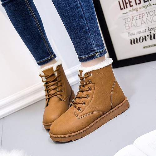 One piece wholesale wholesale winter new snow boots women's short boots warm cotton shoes Martin boots female students factory direct sales