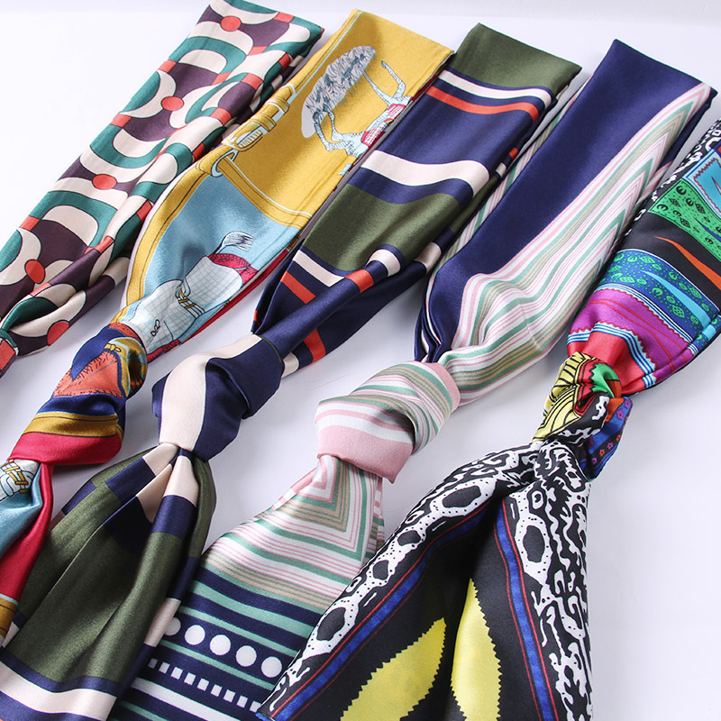 时尚百搭！新款韩版春秋小丝巾女职业商务围巾，韩国领巾缎面双层，独特设计让你更加迷人！