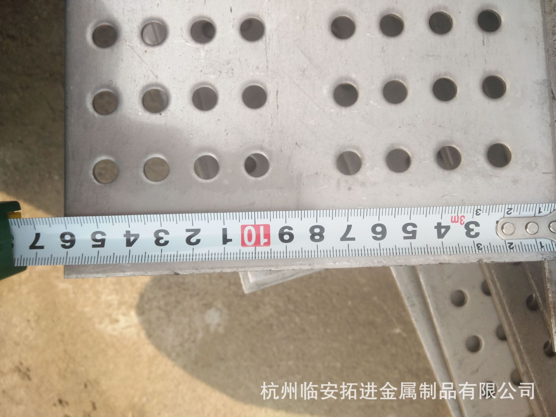 供应南通不锈钢冲孔板、304冲孔板直销批发、冲孔洞洞板