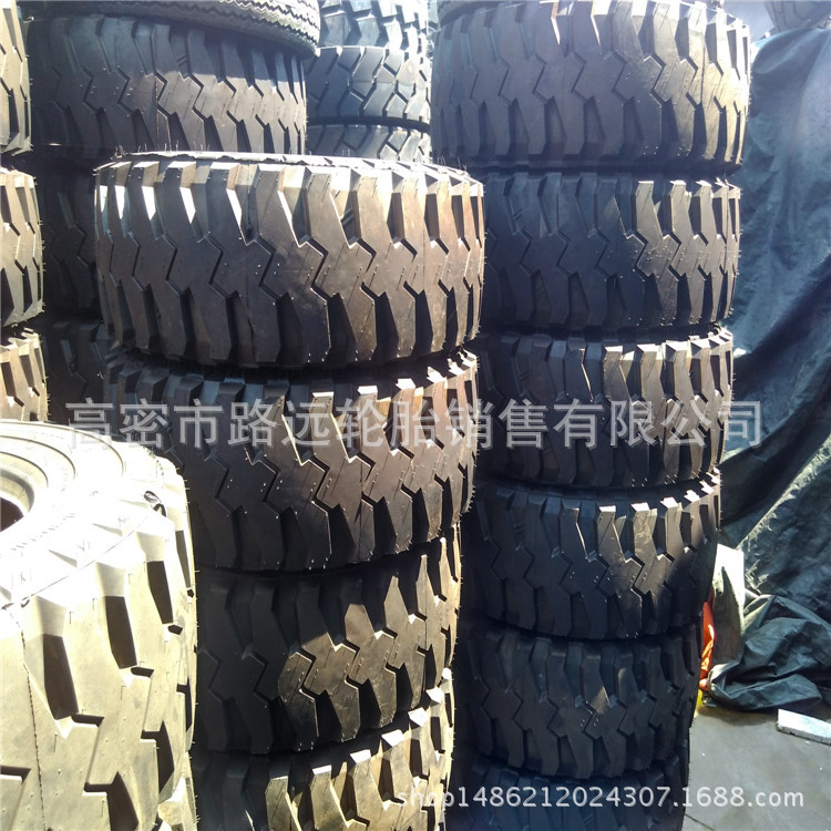 12R16.5 滑移装载机钢丝轮胎 10R16.5   10-16.5