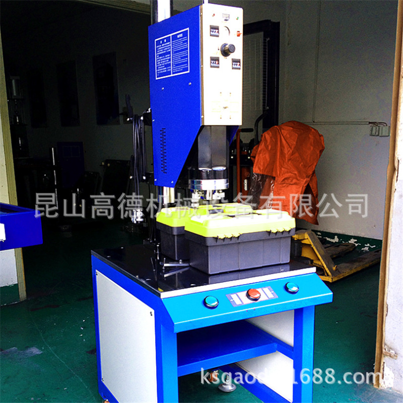 20 Years of Industry Experience, Computer Connection Cable Ultrasonic Welding Machine,承接非標準自動化定制（Customization) Fully Automatic (Fully Automated)