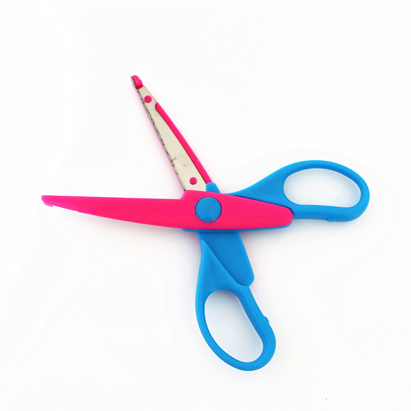 学生剪刀