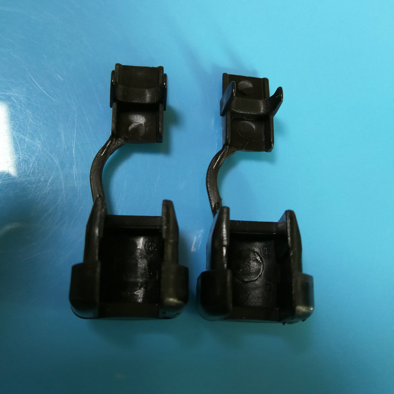 供应电源线扣 快速接线扣 护线线扣 尼龙线夹 电线隔离 电线塞头