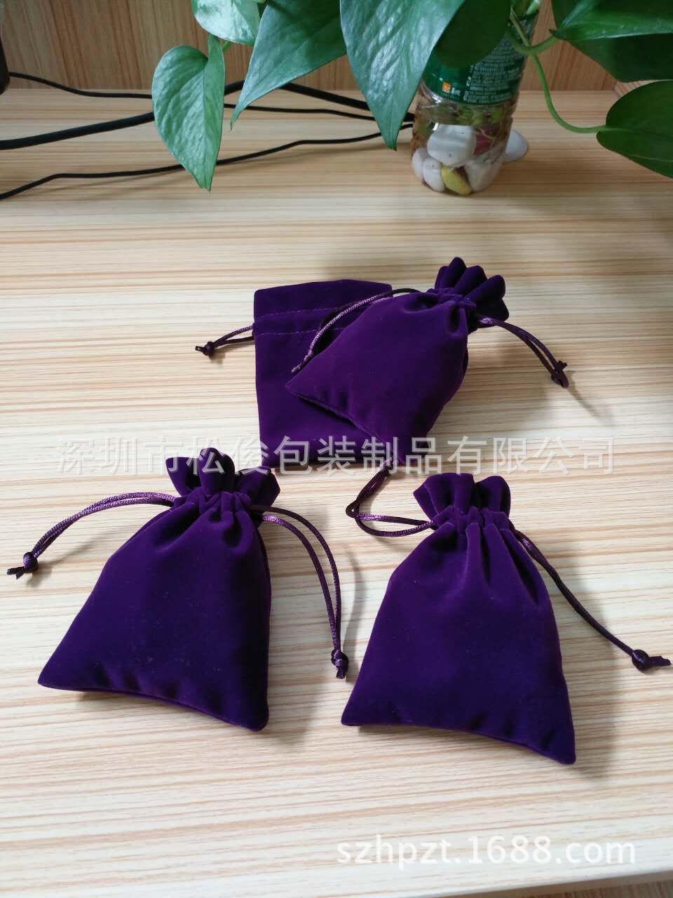 Manufactor Long-term Produce wholesale Velvet Cloth bag Cosmetic mirror Flannel bags Beam port Flannel bags Price Cheap