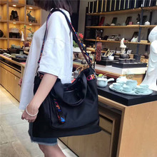 女款包包2020新款韩版时尚简约百搭单肩包字母印花手提包斜挎包女