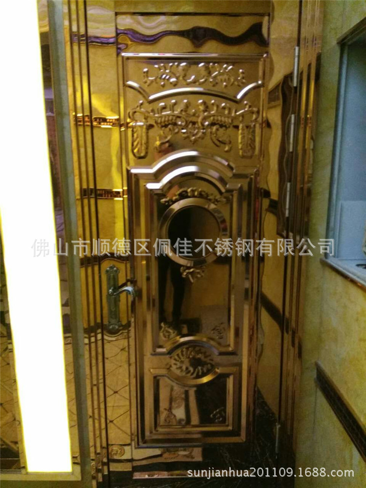 甘肃不锈钢包 KTV厢门板加工价格 兰州不锈钢夜场KTV包厢隔音门板