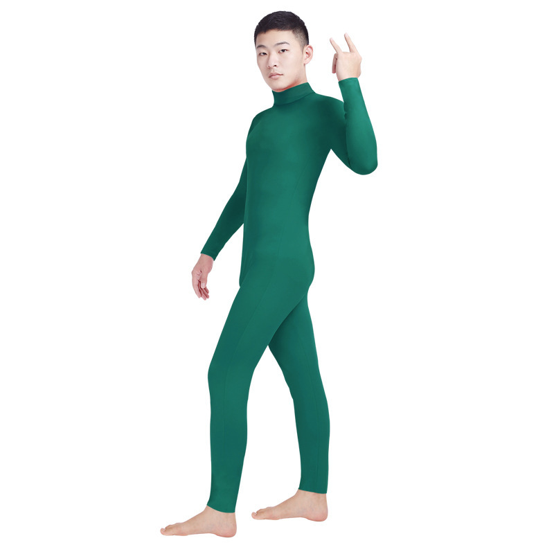 ウルトラマン服のレオタードが痩せています。|undefined