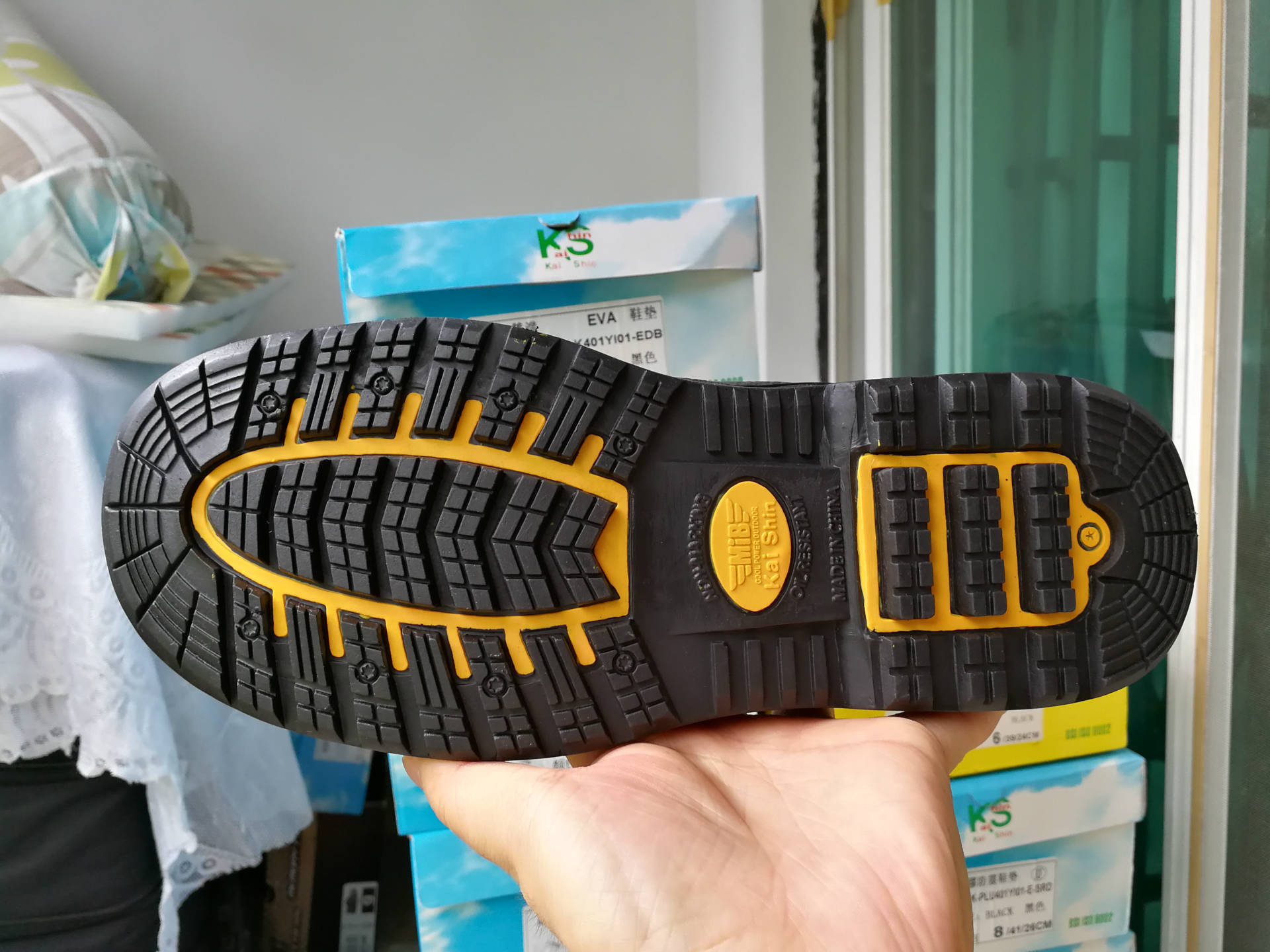 台湾凯欣 K315HYI01EDB防砸绝缘安全鞋 防刺穿劳保鞋