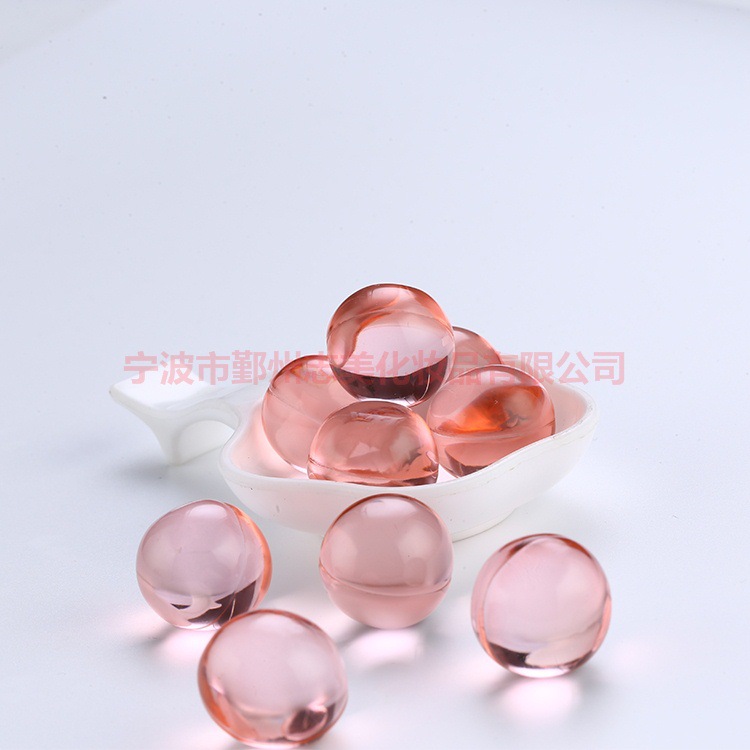 Pink Spherical Body Bath essential oil capsule Moisturizing the skin recovery gloss elastic