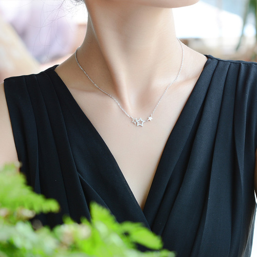 New trendy silver-plated necklace lockchain embellished with stones, star-shaped, cute and sweet, Korean-style silver jewelry accessory, birthday gift