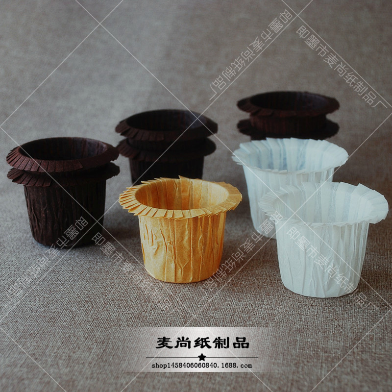 Exportación de calidad alimentaria resistente a altas temperaturas medio Cupcake grueso redondo flanger hornear pastel bandeja papel al por mayor