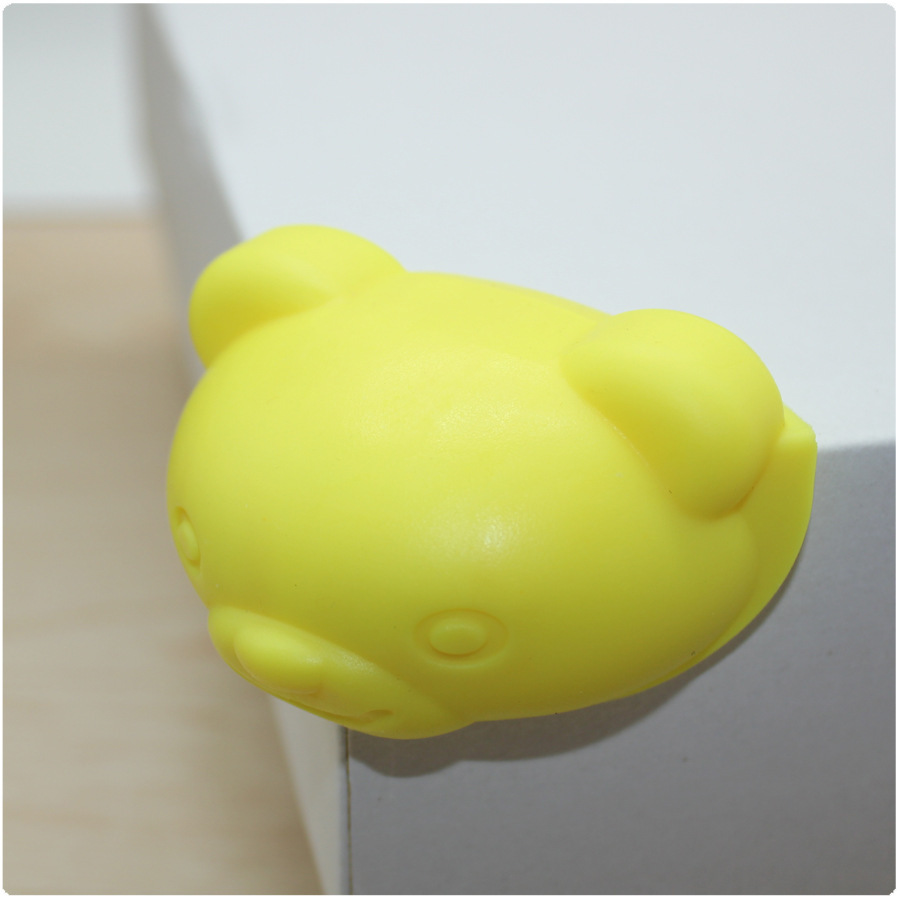 厂家直销儿童安全防护用品仿硅胶防撞角 桌角防撞护角 桌角保护套