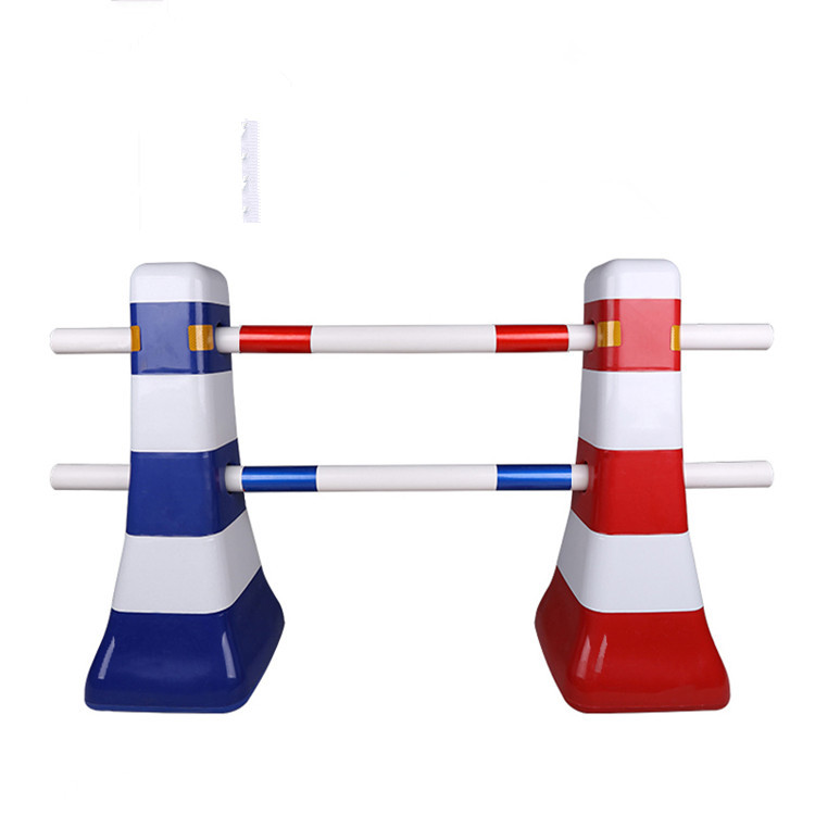 蓝白隔离墩 红白隔离栏 防撞设施 城市道路护栏 道路蘑菇墩