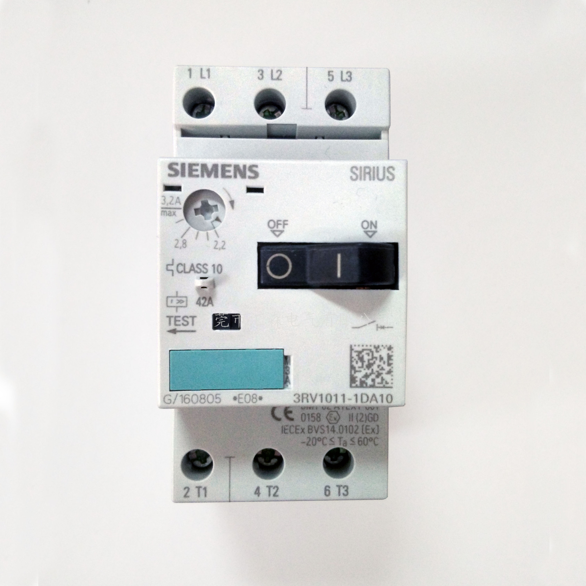 SIEMENS 西门子 3RV1011-0GA15 电动机保护断路器带触点