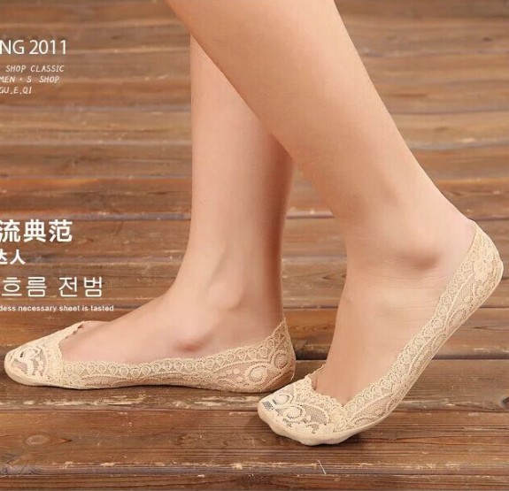 Hot Sale Lace Boat Socks Glue Invisible Women Socks One Circle Silicone Socks Cover Invisible Socks