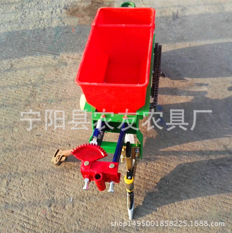 手扶车带单双行玉米大豆谷物精播机 播种施肥一体机