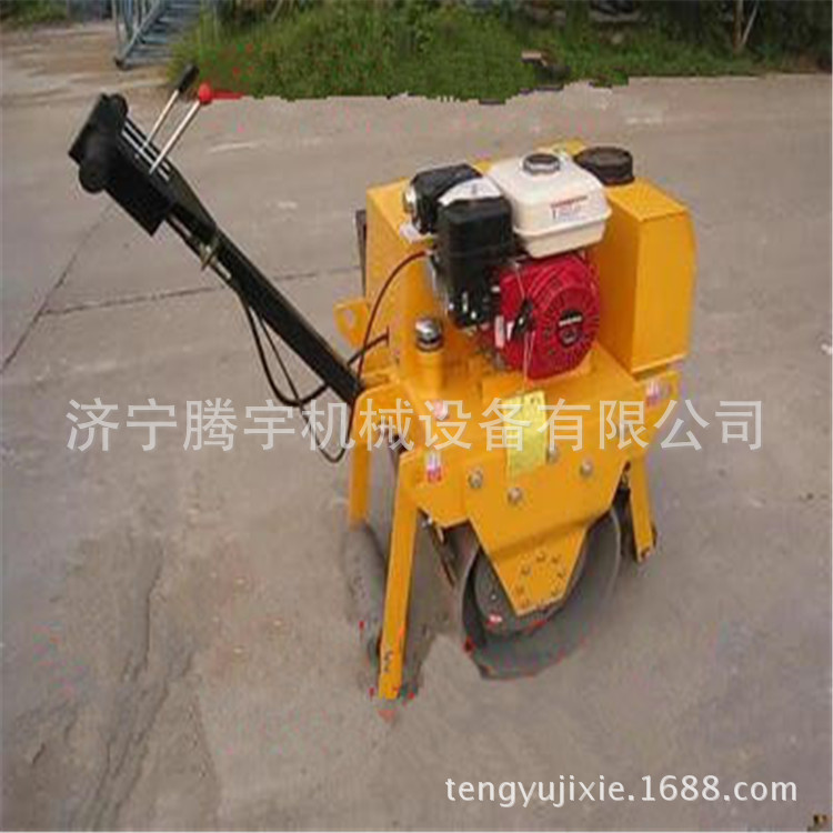 腾宇手扶单轮汽油压路机厂家震动压路机多少钱沟槽用压实机压道机
