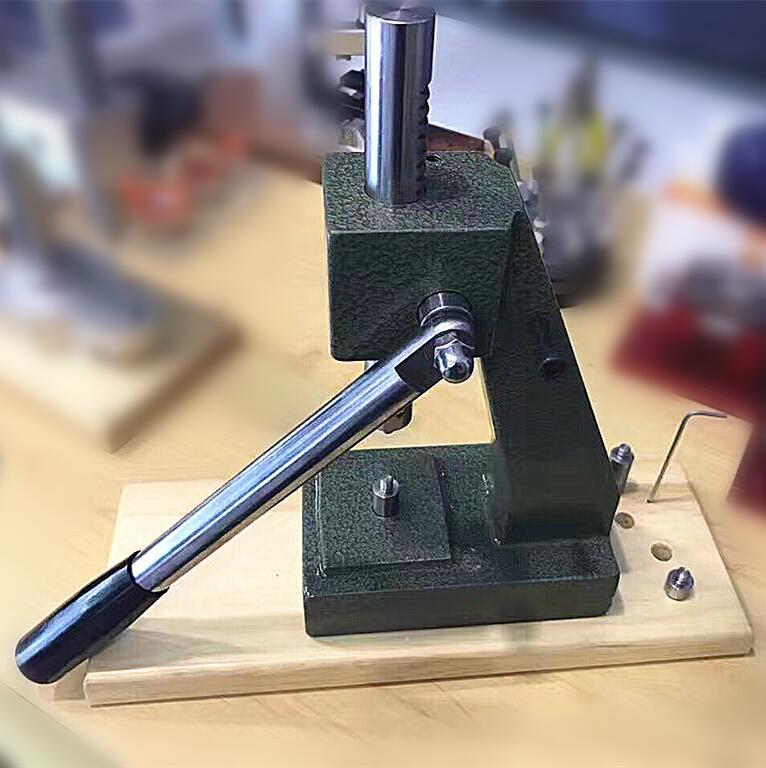 修表工具 压手表后盖 6173压底机 压撬开式底盖  大号压盖器