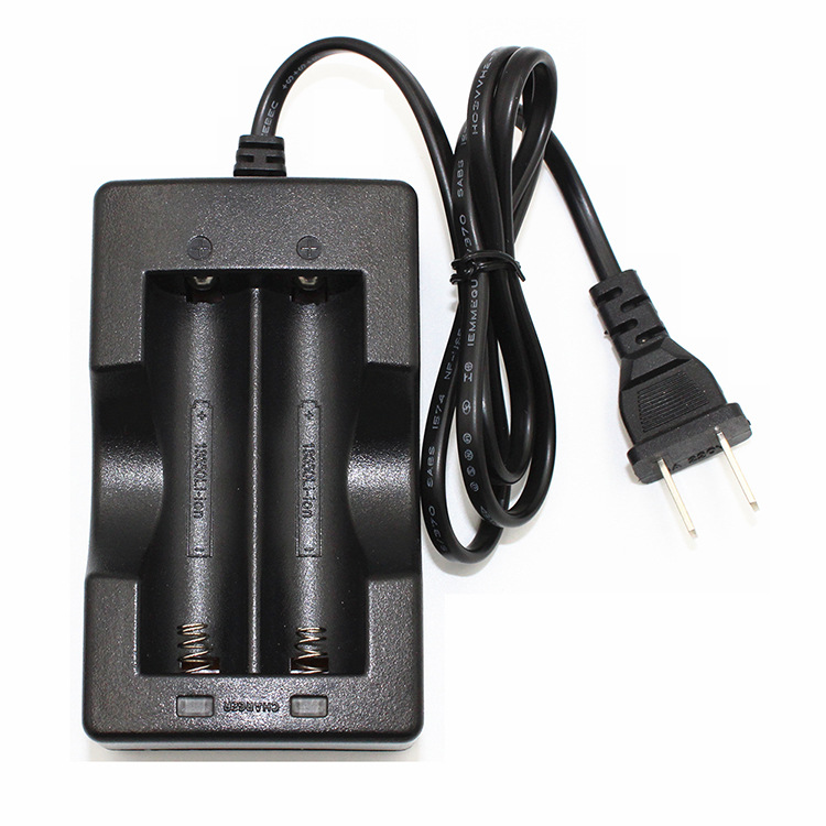 强光手电 18650双槽座充 智能锂电池充电器 带过充保护 美规&欧规