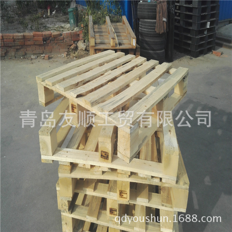 城阳飞机场实木托盘厂家 两边叉托盘 熏蒸木托盘青岛木架