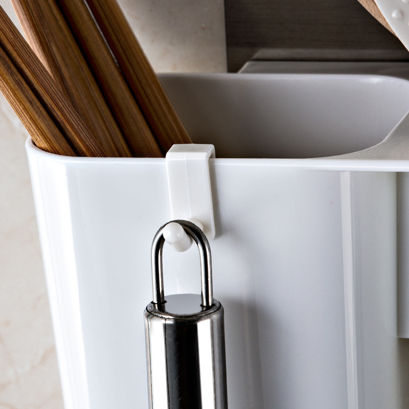 4416455253_1370687560