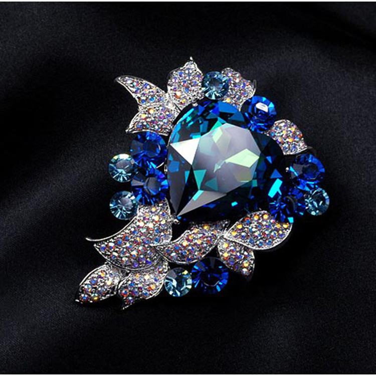 ŷ���羭����ɫ����֮��ˮ�������������Ůʿ�ػ����� 500377