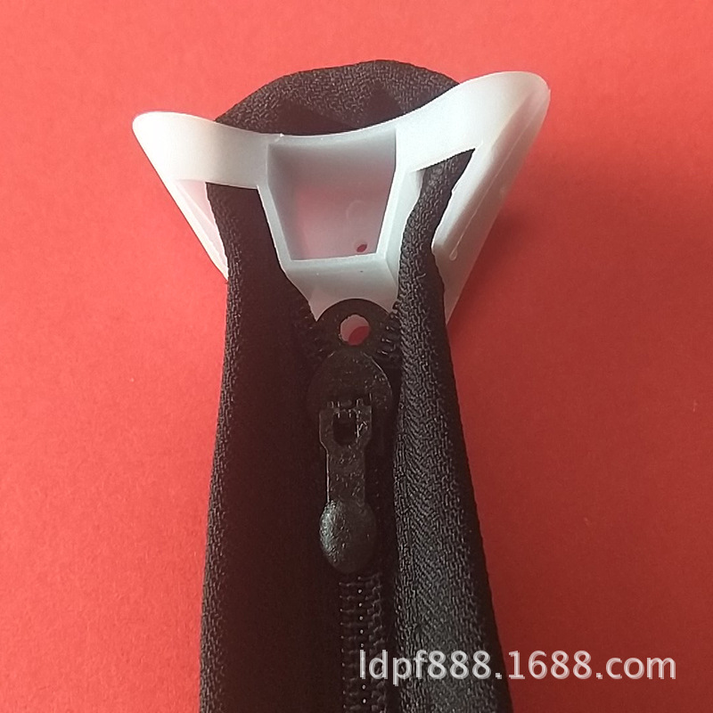 拉链领带精品塑胶骨架