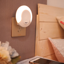 創意插座供電LED小夜燈 光控家居夜燈 簡約床頭感應夜燈廠家批發