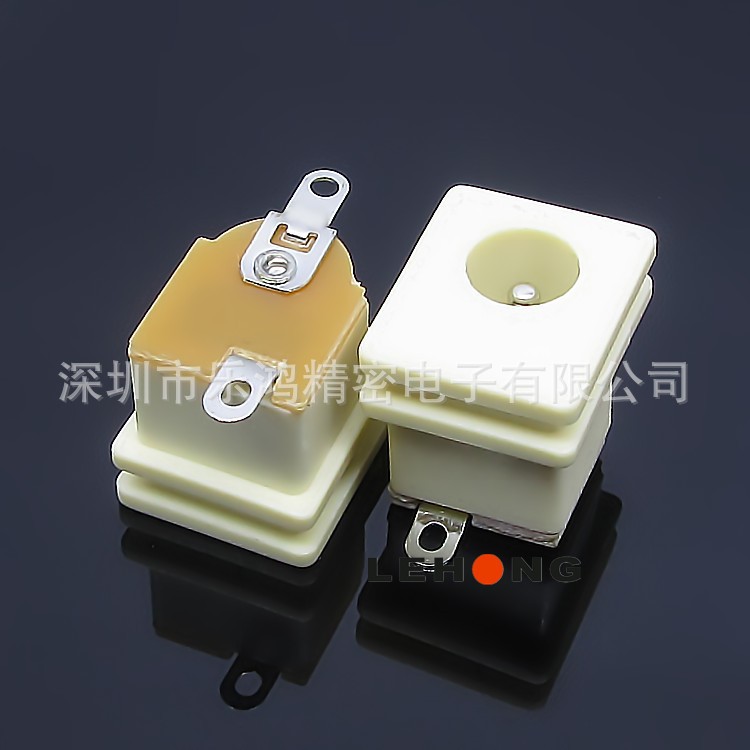 DC-015立式贴片乳白/耐高温铜环保/DC电源插座/直流DC插座