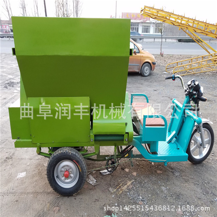 节能环保撒料车报价 喂料机视频 3立方柴油撒料车多少钱