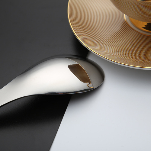 304 stainless steel small spoon soup spoon rice spoon thickened one-piece western food spoon palace spoon tableware laser logo