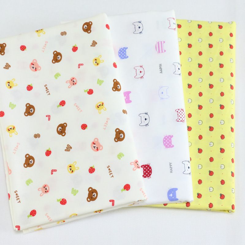 卡通小熊小猫小苹果AB版家纺床品面料 全棉斜纹印花布料 纯棉布料