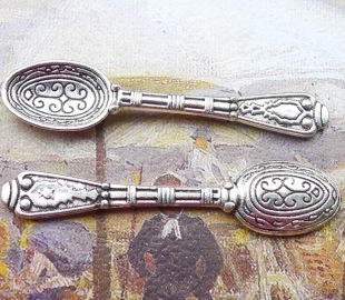B7968  10*44mm���ӹ��yɫ�Ͻ��Ʒ���DIY  �͹�100��/��1.9��