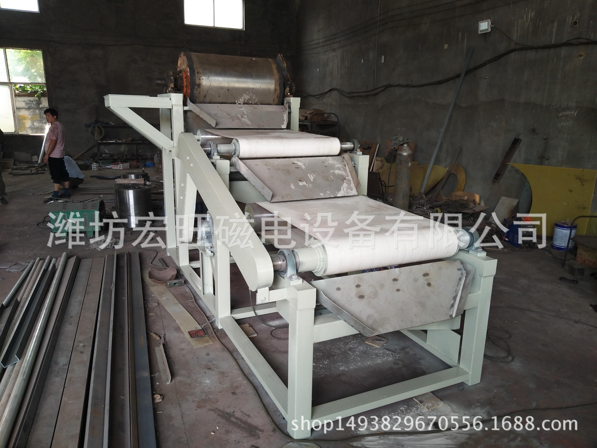 厂家生产 铁矿选矿磁选机 强磁磁选机 选矿设备