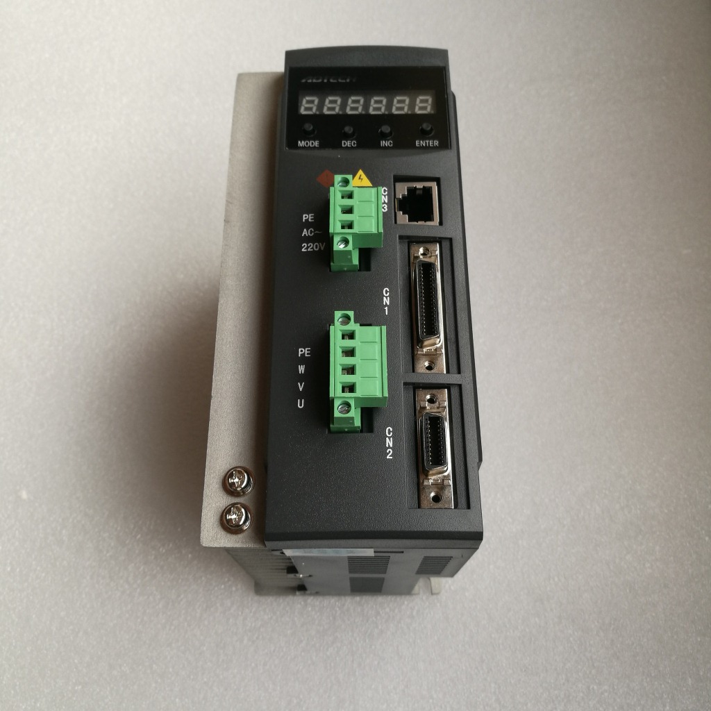 流伺服驱动器 QS7AA020M 200-230V AC 1PH 50/60Hz 