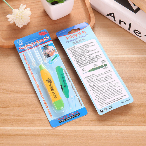 Multifunctional light-emitting ear spoon for children, baby ear spoon, ear cleaner, shiny ear spoon, one 2 yuan store