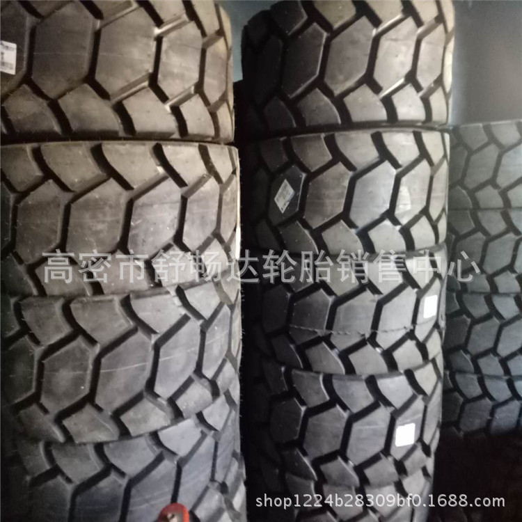 现货供应 滑移装载机12-16.5大块花工程机械轮胎12-16.5