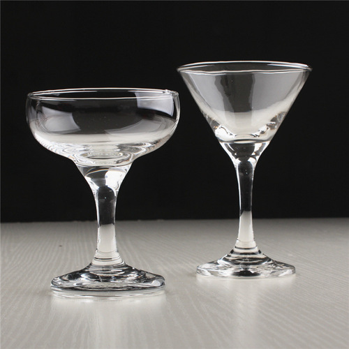 Glass cocktail glasses, Margarita cocktail glasses, champagne wine glasses, Margarita wine glasses