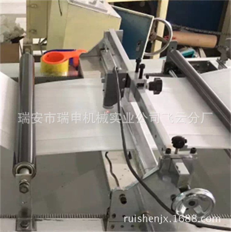 厂家生产无纺布超声波横切机 无纺布航空枕垫切片机带打孔