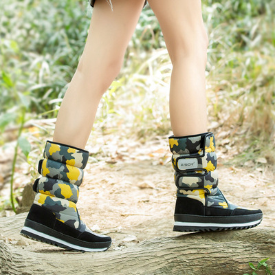 冬季中筒加厚羊毛雪地鞋舒适保暖厚底冬季户外防水防滑女迷彩棉鞋